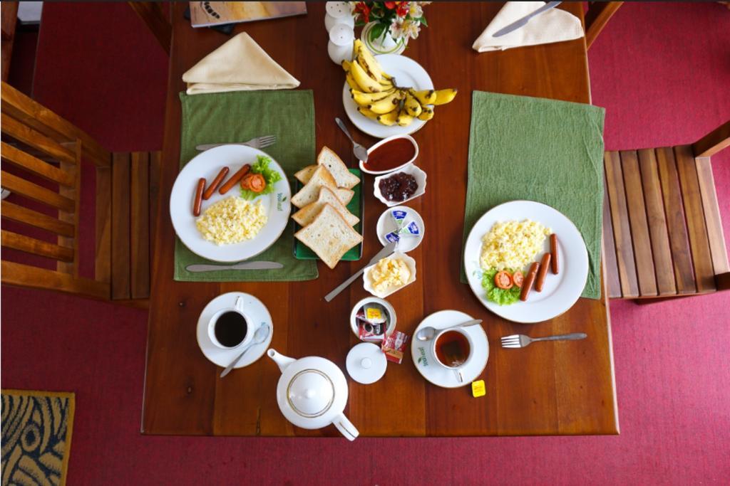 Tealeaf Bed & Breakfast นูวาราเอลิยา ภายนอก รูปภาพ