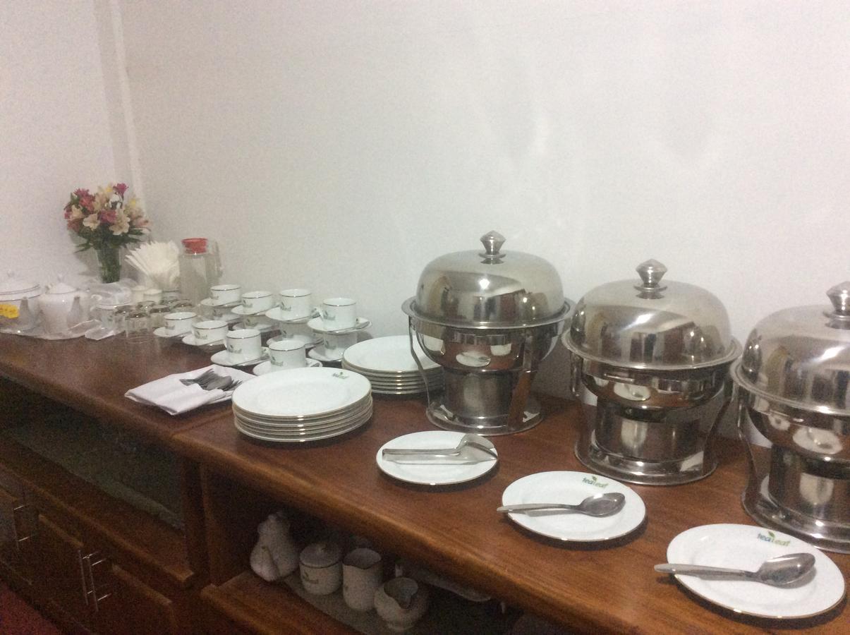 Tealeaf Bed & Breakfast นูวาราเอลิยา ภายนอก รูปภาพ